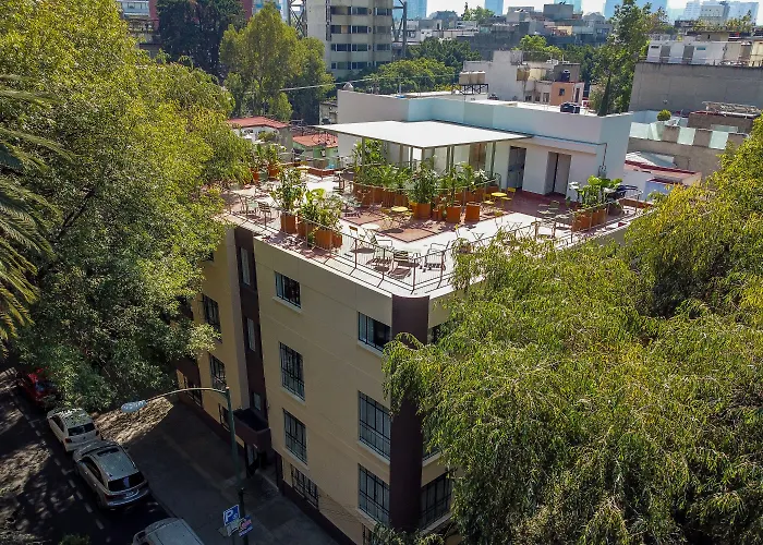Nido Condesa Apartahotel 4*