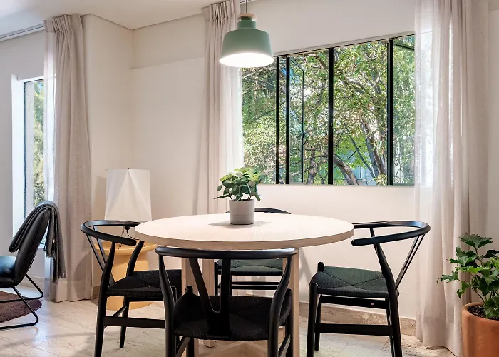 Nido Condesa 4*